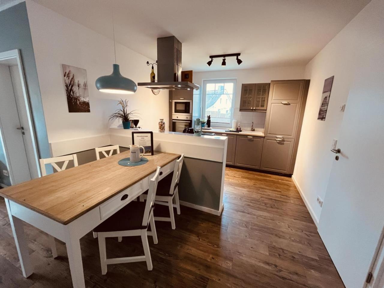 Ferienwohnung Van Der Holm 보른 외부 사진